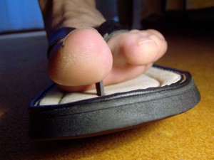 pieds en tongs à lecher