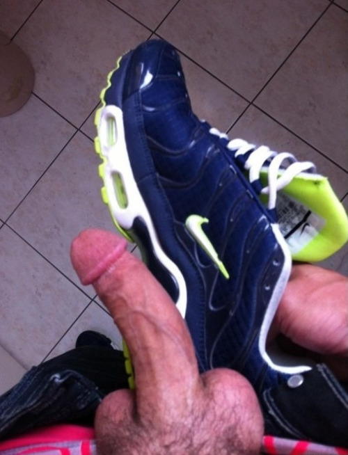 sneakers & dick (5)